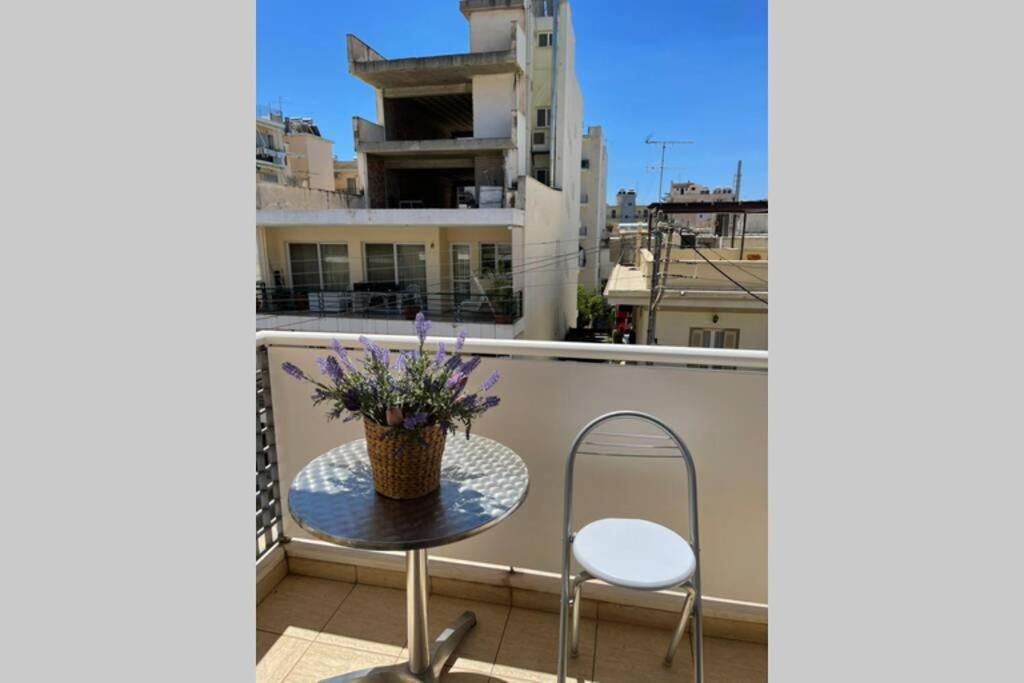 קלמאטה Studio Stay White Room מראה חיצוני תמונה